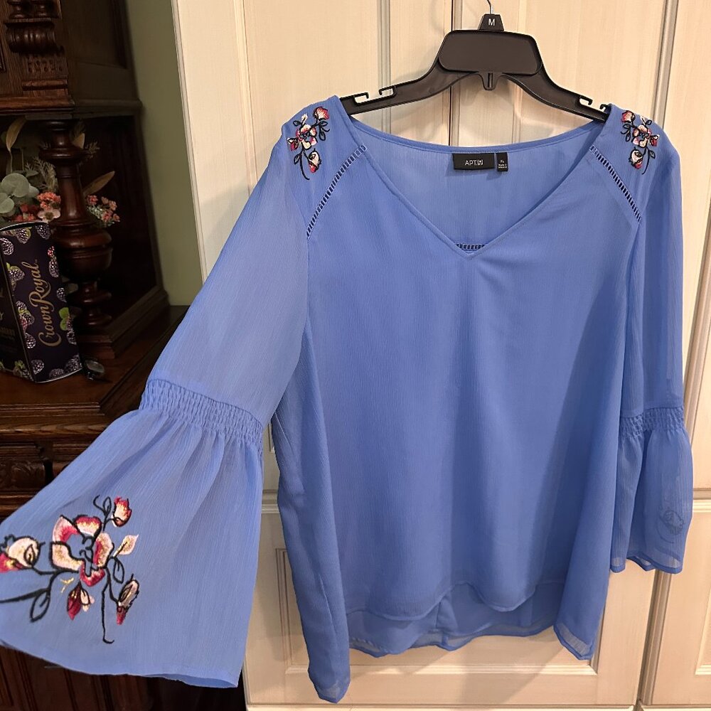 Apt. 9 Periwinkle Embroidered Flower Blouse